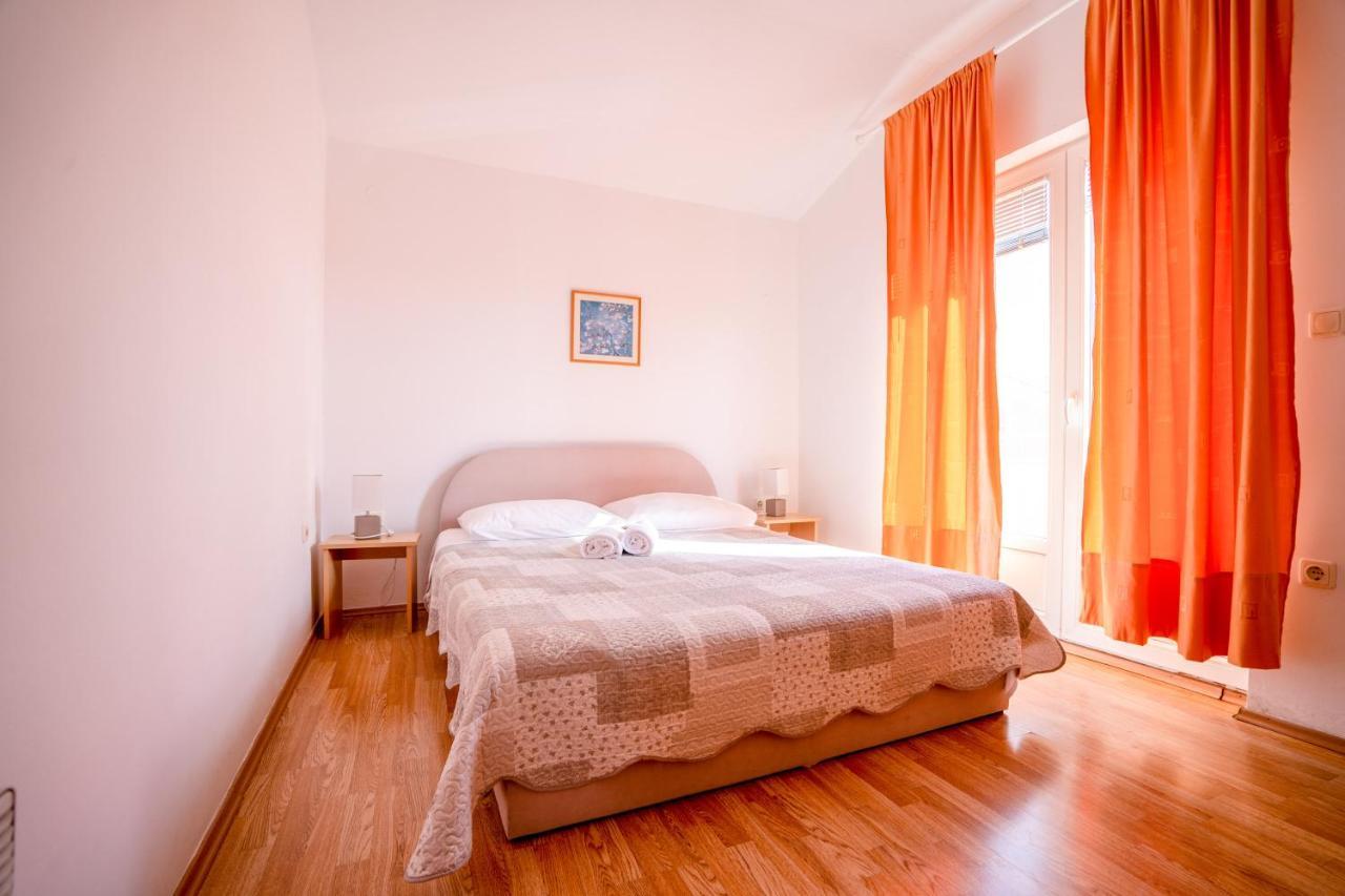 Apartments Valentin Privlaka  Dış mekan fotoğraf